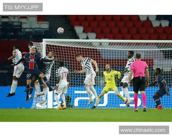 足总杯激战:多特蒙德与巴黎圣日耳曼战平乌龙球引发转会热议