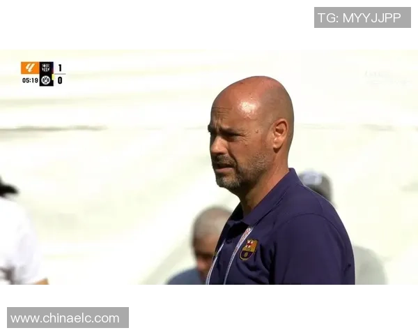 意甲赛场巴萨大胜多特蒙德争议判罚引发全场热议与激烈反响