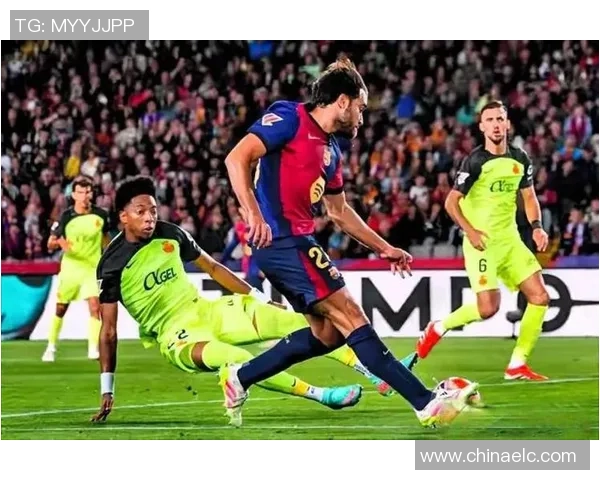 曼城逆转AC米兰3-2补时绝杀引发争议判罚全场沸腾